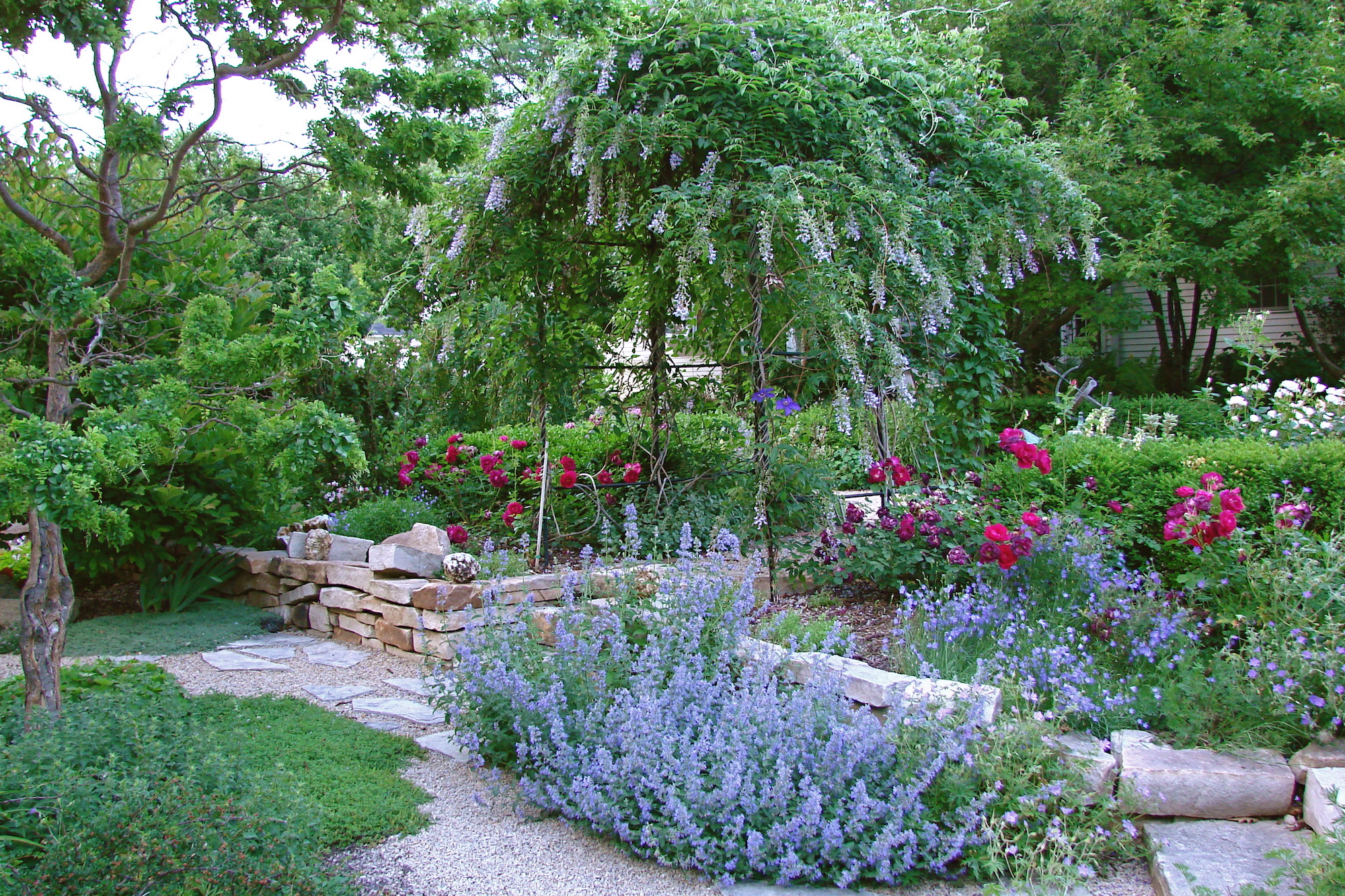 traditional-design-minnesota-garden